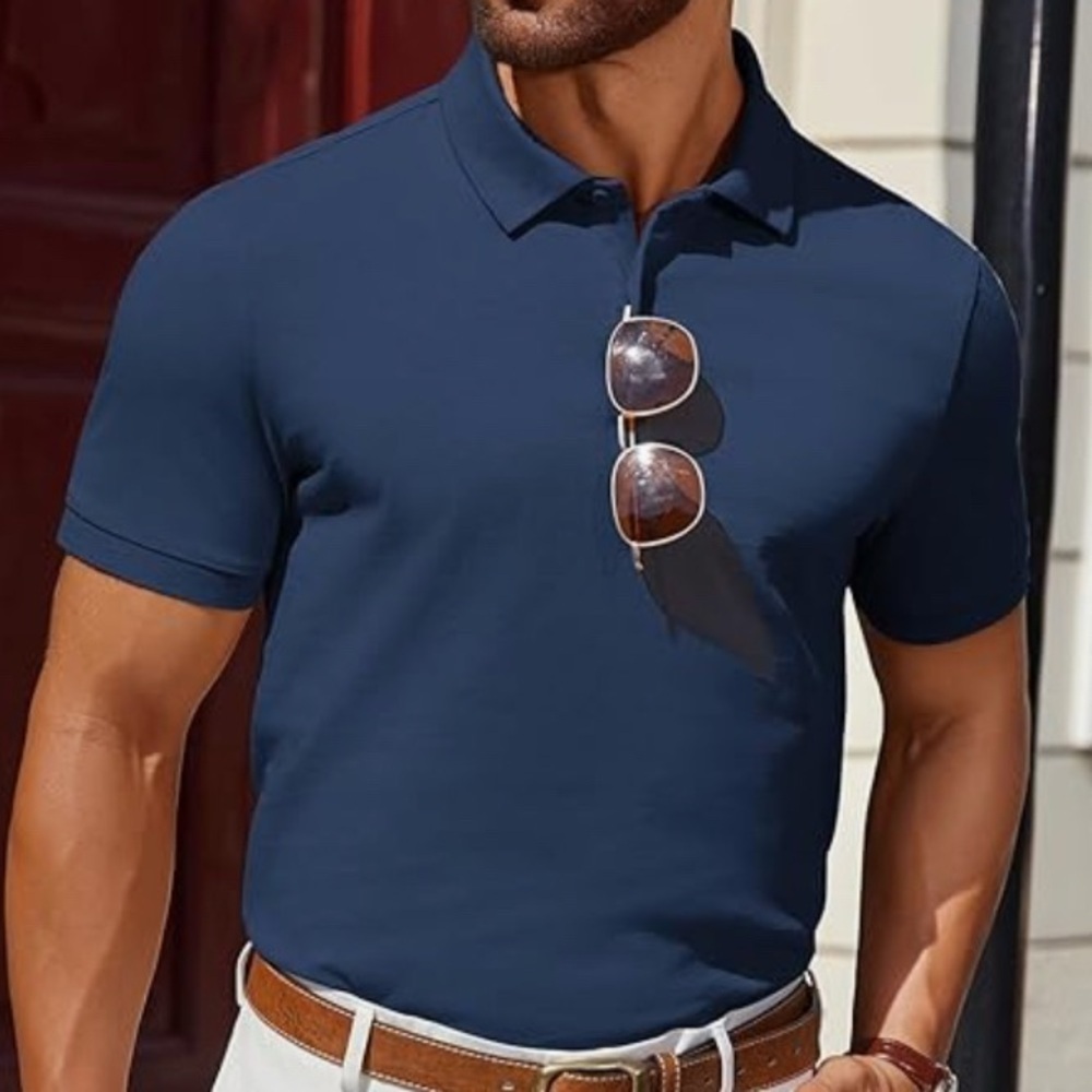 Men’s soft comfy short sleeve‎ polo in navy. Perfect to dress up or down